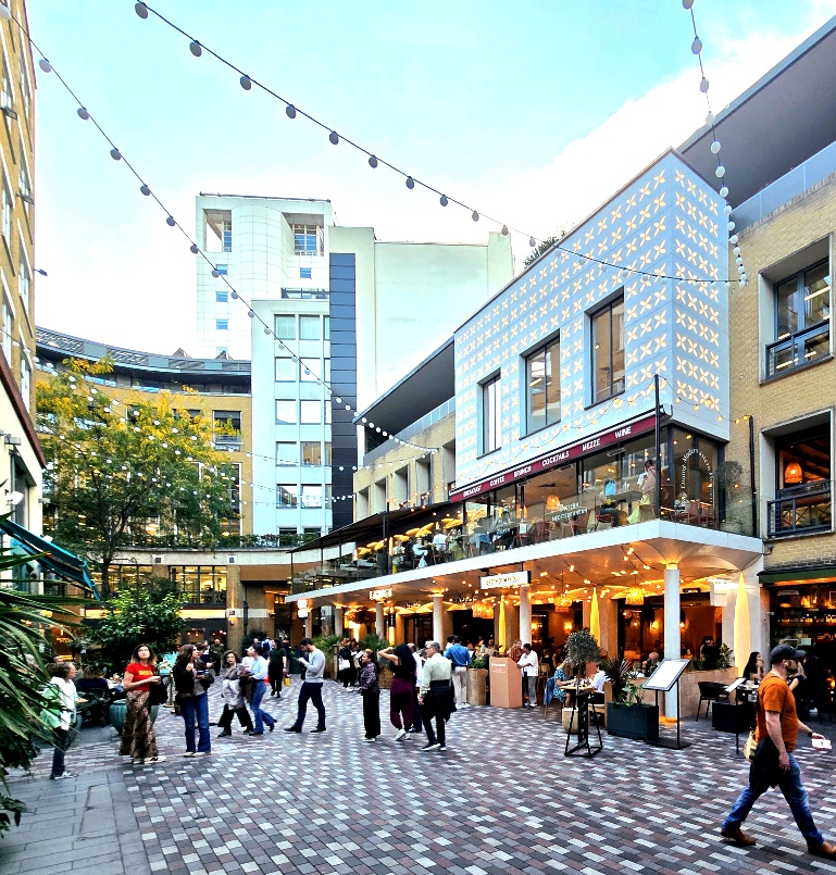St. Martin's Courtyard, Covent Garden